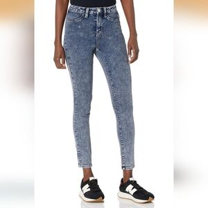 NWT - Dollhouse Jeans. Lilly. Curvy Collection. Sz. 11/12